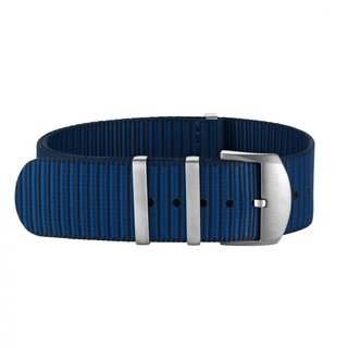 Bracelet une pièce Outerknown en fil ECONYL® bleu foncé (avec passants en acier inoxydable) - 22 mm