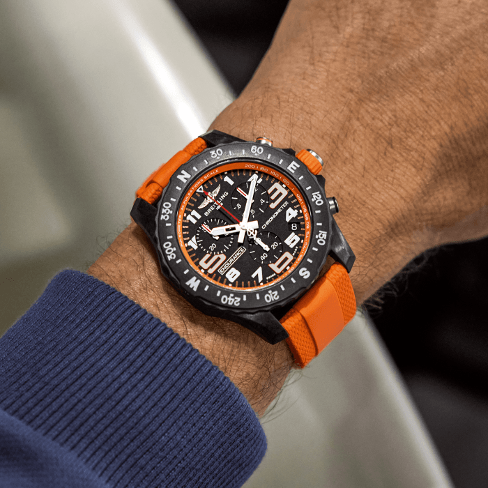 エンデュランス プロ 44 ブライトライト® - ブラック X82310A51B1S2 | Breitling