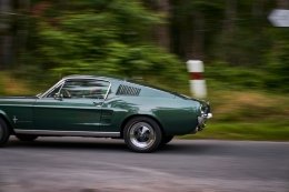 Breitling Rolls Out Its Top Time Classic Cars Squad